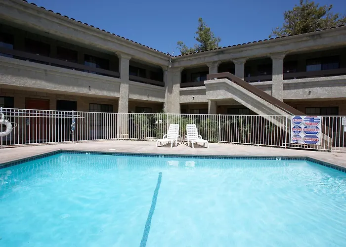 Premier Inns Thousand Oaks