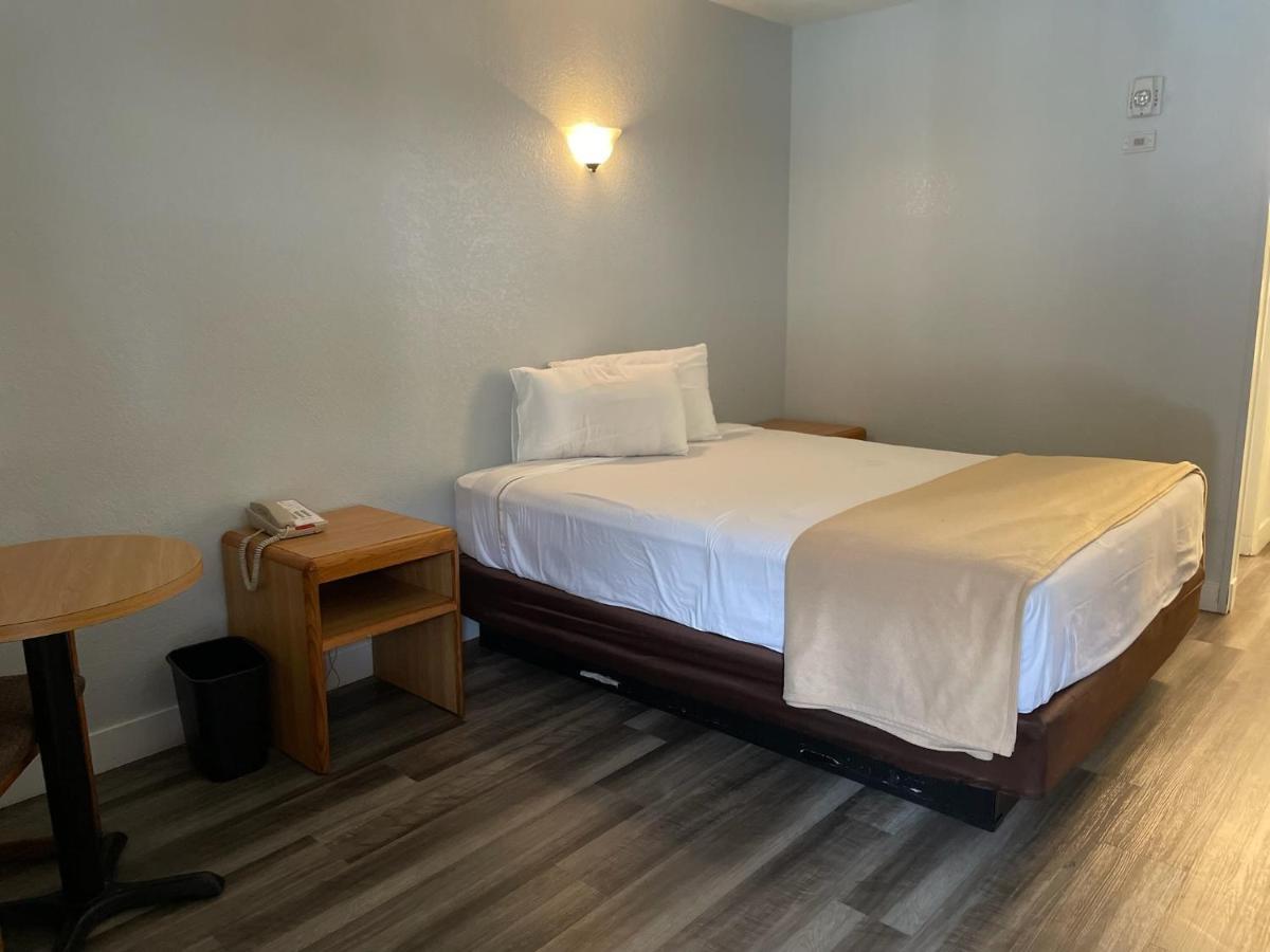 Premier Inns Thousand Oaks Hotel Thousand Oaks
